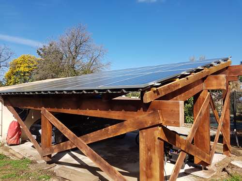 Création d'un carport solaire en bois