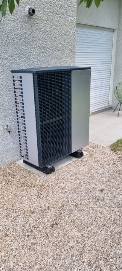 Groupe extérieur Vitocal 222-S deux circuits: radiateur et plancher chauffant rafraichissant